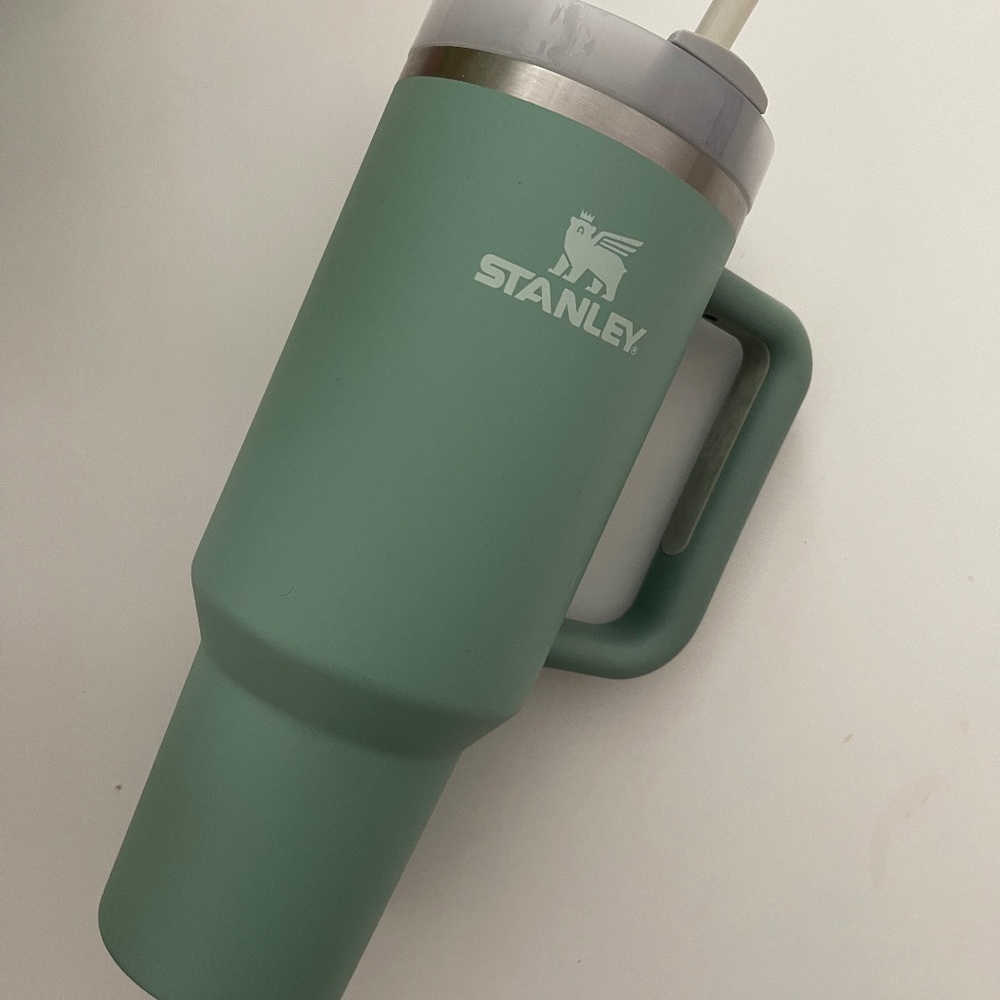 Stanley Quencher 40oz Sage Green